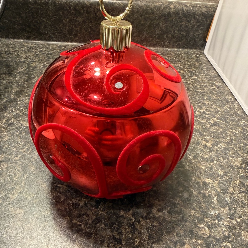 Red Holiday Decor